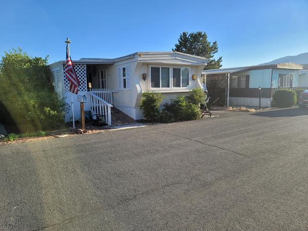 senior-retirement-living-1973-concord-manufactured-home-for-sale-in