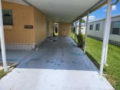Photo 4 of 53 of home located at 6015 Easy Street Port Richey, FL 34668