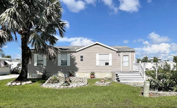 Photo 1 of 2 of home located at 25501 Trost Blvd. 11-45 Bonita Springs, FL 34135
