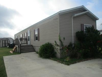 Mobile Home at 373 Bridlewood Dr San Marcos, TX 78666