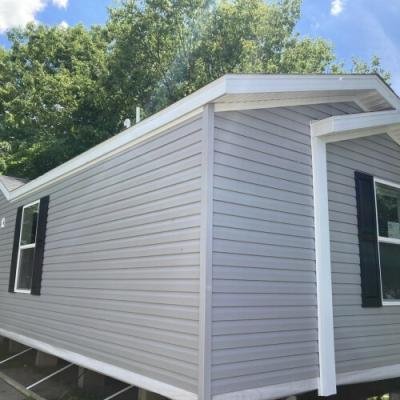 Mobile Home at 1508 Shawna Ave Auburn, IN 46706