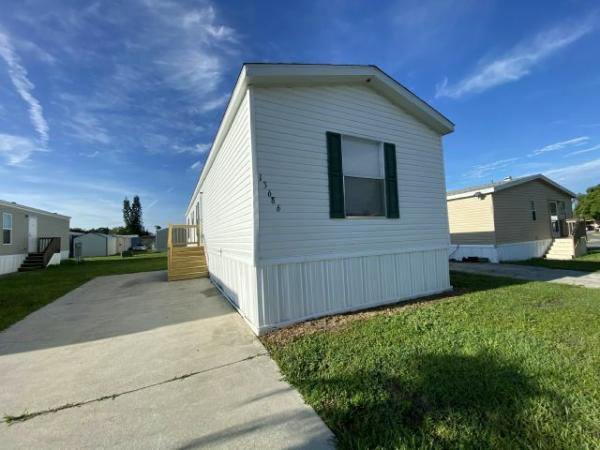 2015 FLEETWOOD Mobile Home For Rent