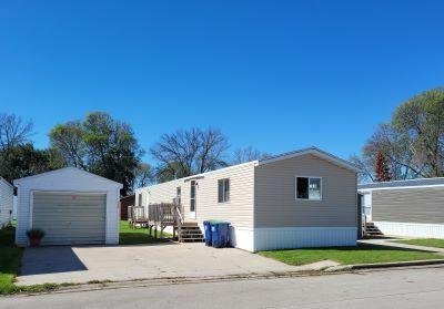 Mobile Home at 1331 Bellevue St, Lot 263 Green Bay, WI 54302