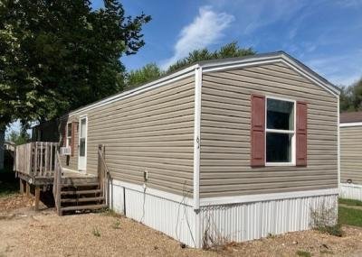 Mobile Home at 61 Country Elms Est. Galesburg, IL 61401