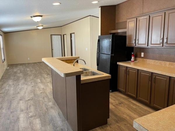 2010 FLEETWOOD HOMES, INC Mobile Home For Sale