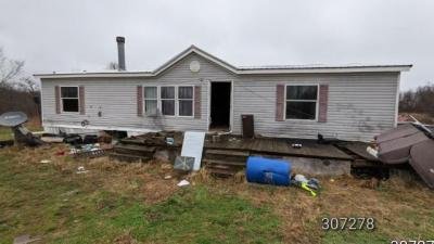 Mobile Home at 10803 Providence Ln Granby, MO 64844