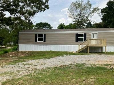 Mobile Home at 1027 Taylor St Anniston, AL 36201
