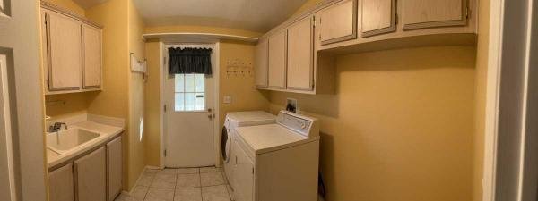 1996 WHC CORP Mobile Home For Sale