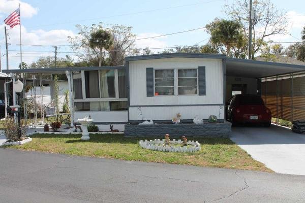 Photo 1 of 2 of home located at 22 Fleetwood Ave Debary, FL 32713