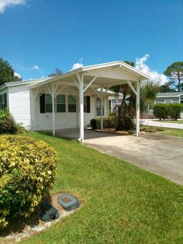 Senior Retirement Living 1998 Palm Harbor Manufactured Home For Sale in Sebring, FL