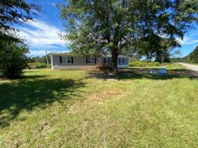 Mobile Home at 330 County Road 39 Evergreen, AL 36401