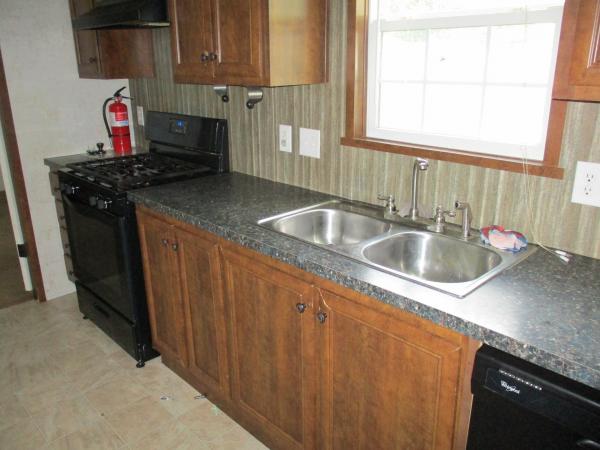 2015 Redman Mobile Home For Rent
