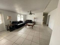 Photo 5 of 24 of home located at 530 Sunset Ridge Ln Davenport, FL 33897
