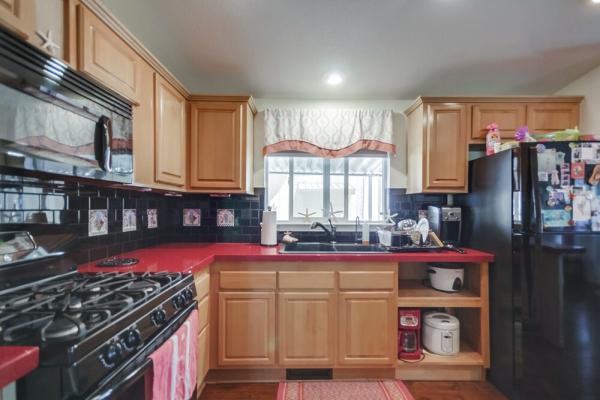 2005 Mobile Home For Sale