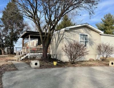 Mobile Home at 38 Mallard Drive Pontoon Beach, IL 62040