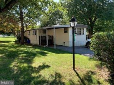 Mobile Home at 157 Crestwood Dr Mount Wolf, PA 17347