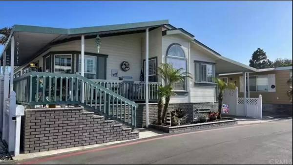 2007 Mobile Home For Sale