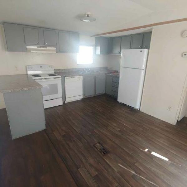 1995 Clayton Homes Mobile Home For Sale