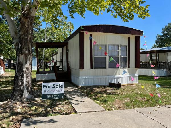 1982 Kaufman and Broad Mobile Home For Sale