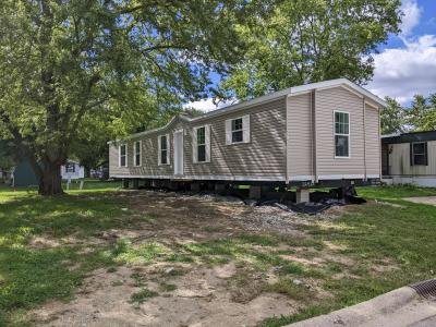 Mobile Home at 6619 Goldenbell Lot 211 Indianapolis, IN 46203