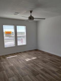 Photo 5 of 11 of home located at 390 Pineland Ave Kyle, TX 78640