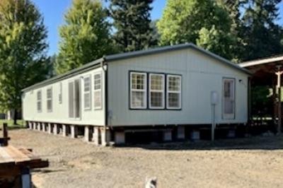 Mobile Home at Quines Creek Rd Azalea, OR 97410