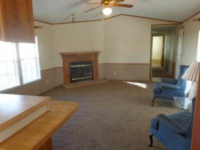 Mobile Home at 318 Jenna Ave Lot 184 Independence, MO 64056