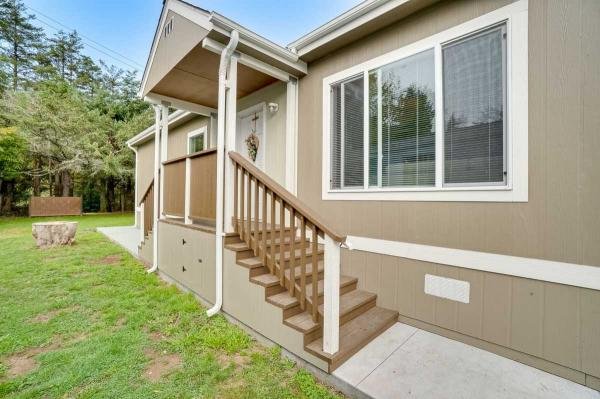Photo 2 of 2 of home located at 1021 Glendale Dr Mckinleyville, CA 95519