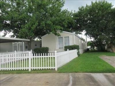 Mobile Home at 5706 Broadway St Lot 49 Pearland, TX 77581
