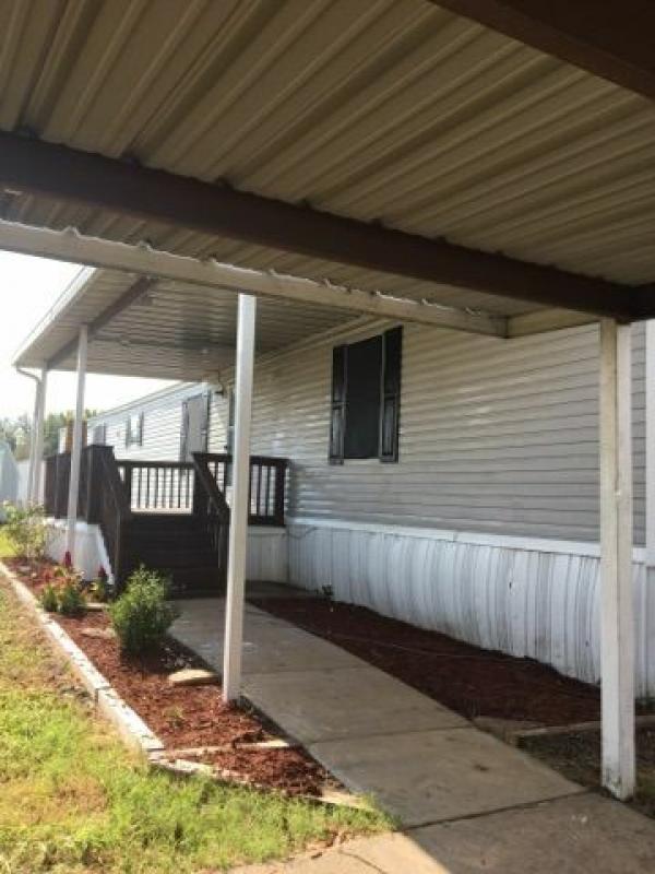 2002 FLEETWOOD Mobile Home For Rent