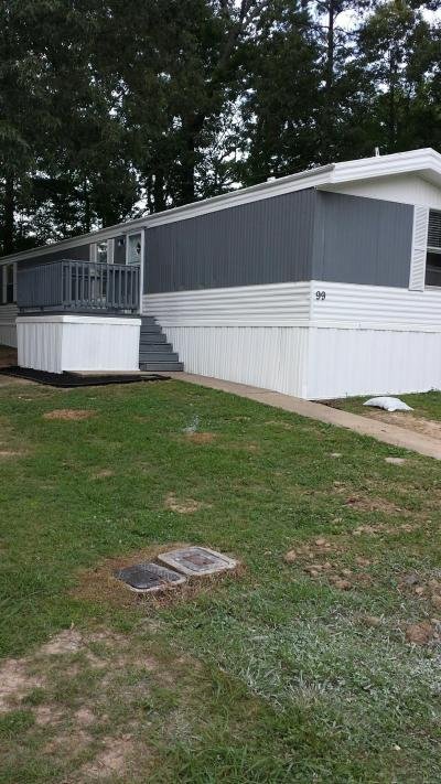 Mobile Home at 1246 S Jackson St Lot #99 Tullahoma, TN 37388