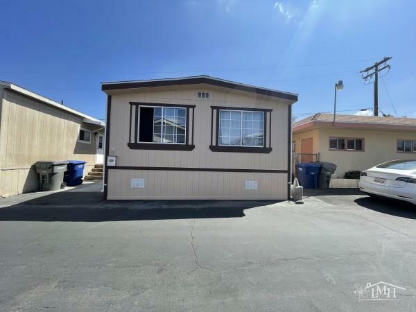 1975 Mobile Home For Sale
