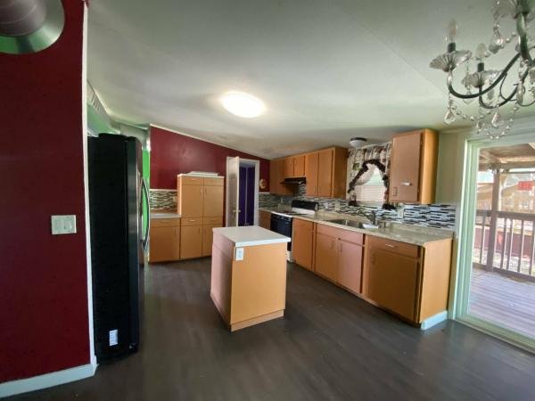2000 FLEETWOOD HOMES Mobile Home For Sale