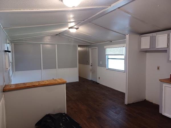 300.00 WEEKLY 3/2 Mobile Home For Sale