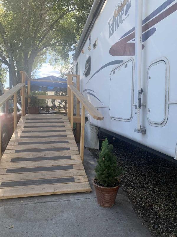 1999 Thor Tahoe 5th Wheel Mobile Home For Sale