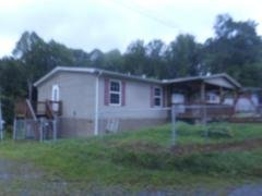Photo 2 of 11 of home located at 580 Trump Rd Bolt, WV 25817