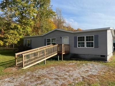 Mobile Home at 118 Lick Fork Rd Middlesboro, KY 40965