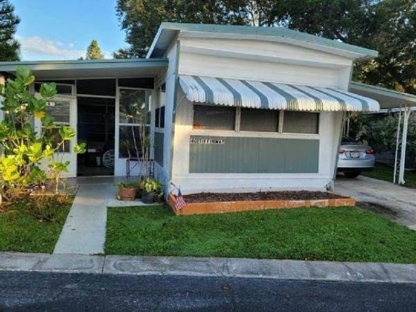Photo 1 of 2 of home located at 40 Tiffin Way Largo, FL 33773