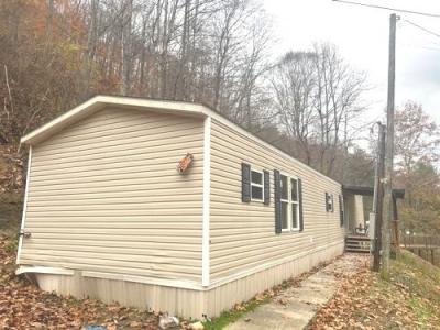 Mobile Home at 2239 Brushy Rd Varney, KY 41571