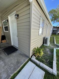 Photo 2 of 10 of home located at 7952 72D Way Pinellas Park, FL 33781