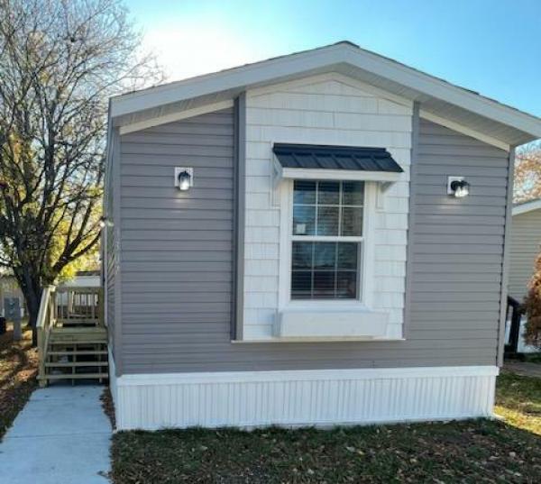 Park City, IL Senior Retirement Living Manufactured and Mobile Homes