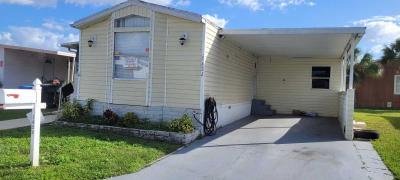 Mobile Home at 1422 Autunm Dr. Tampa, FL 33613