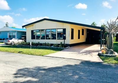 Mobile Home at 1204 Yellowstone Dr, #C03 Naples, FL 34110
