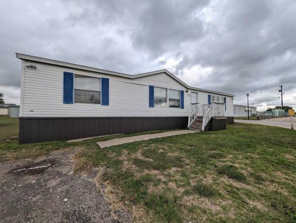 2000 Fleetwood Mobile Home For Sale