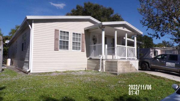 2006 FTWD Mobile Home For Sale
