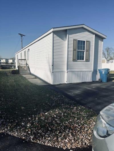 Mobile Home at 6 Holly Park Dr Greenwood, IN 46143