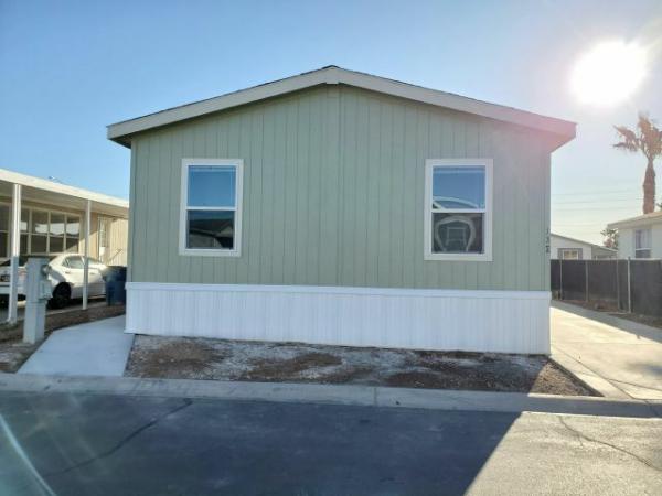 2020 Clayton - Buckeye AZ Mobile Home For Rent