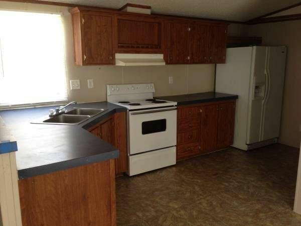 2002 REDMAN HOMES Mobile Home For Sale