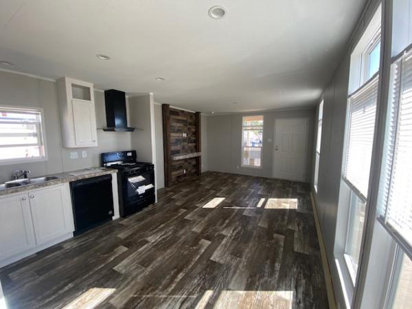 2022 Mobile Home For Rent
