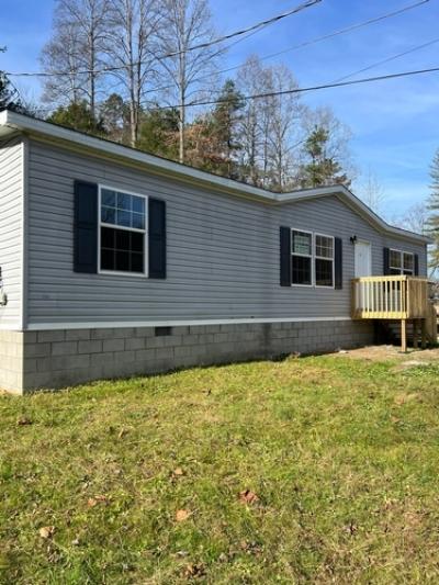 Mobile Home at 4603 Mcclellan Hwy Branchland, WV 25506